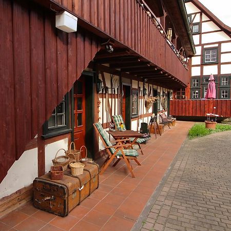 Hotel Erfurter Kreuz Kirchheim  Exteriör bild